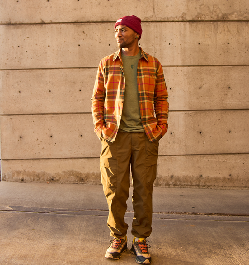 Quedo Flannel Shirt - Men's, Sienna Plaid, Model Kai