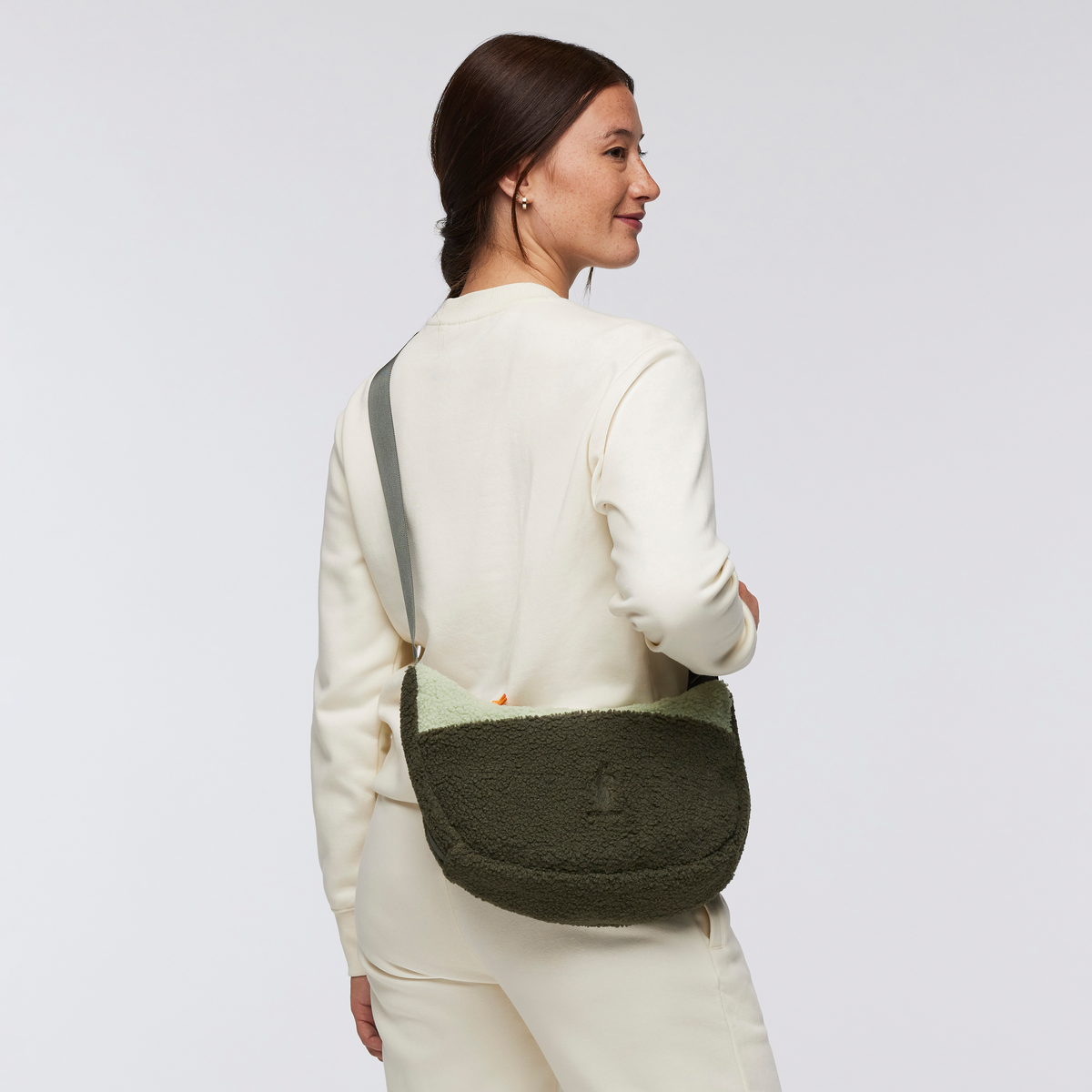 High Pile Fleece 6L Crescent Bag, Fatigue/Green Tea, Detail